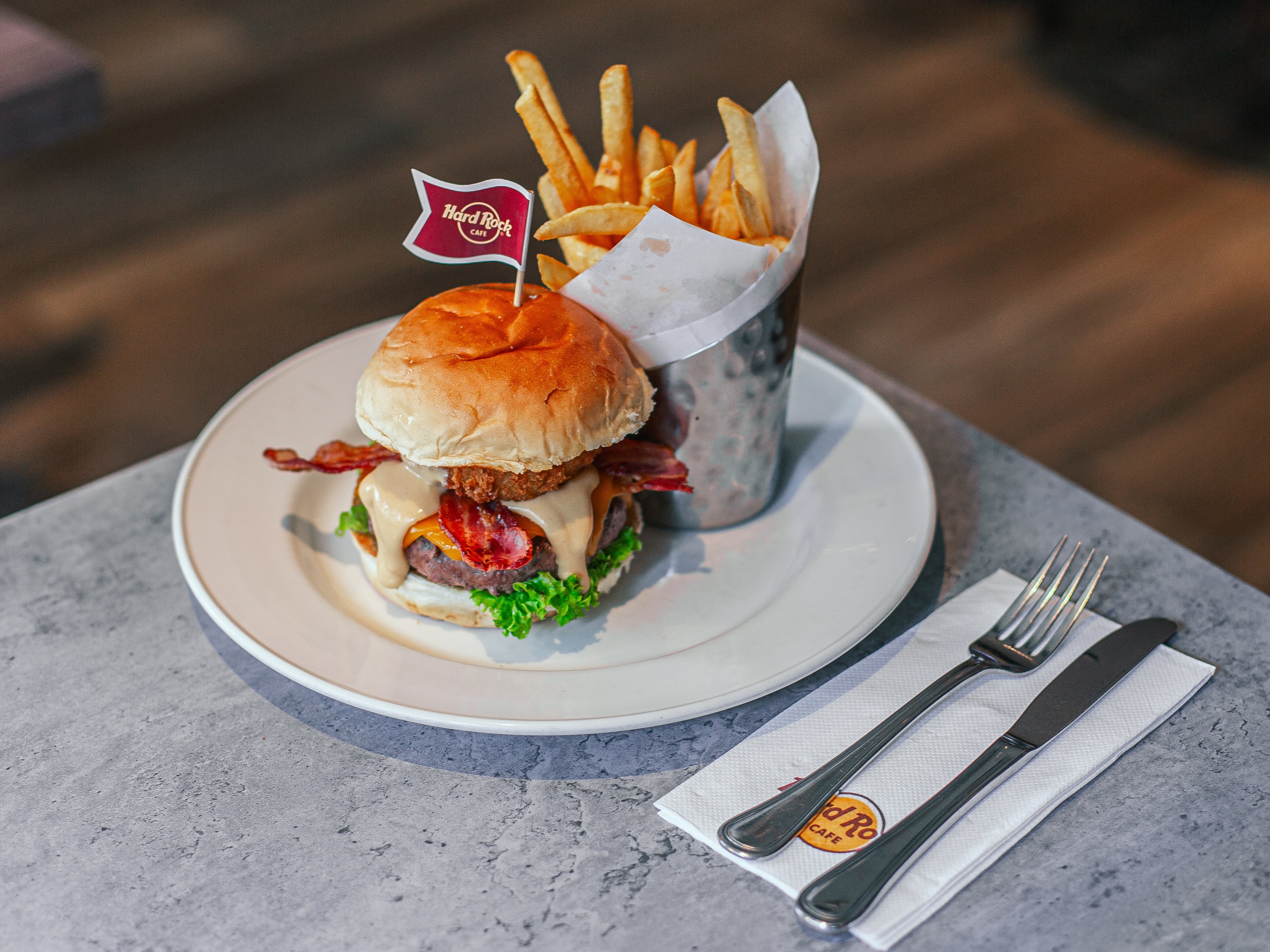 Hard Rock Cafe Singapore @ Orchard｜American Cuisine｜Get up to 50